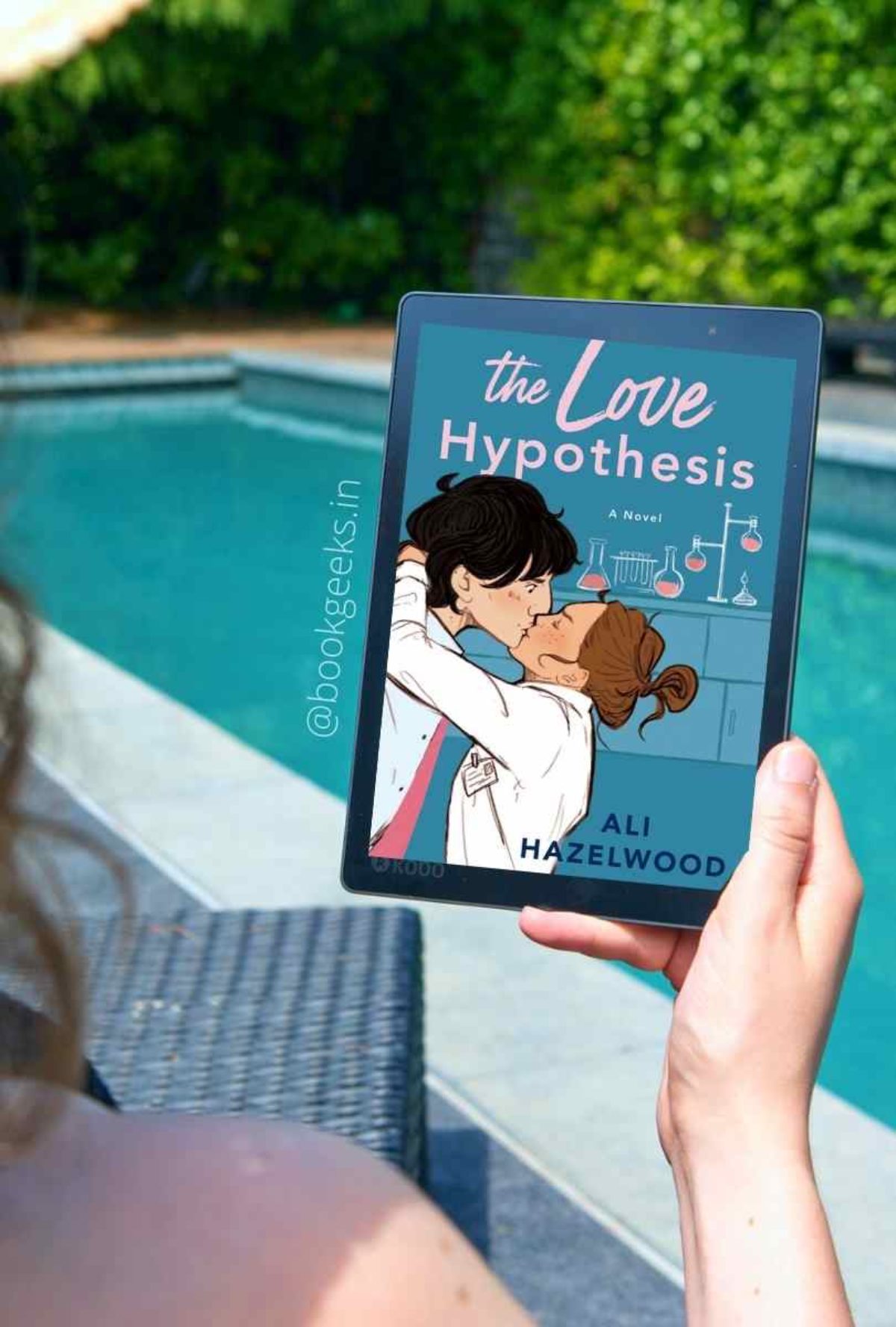 Book Review: The Love Hypothesis by Ali Hazelwood